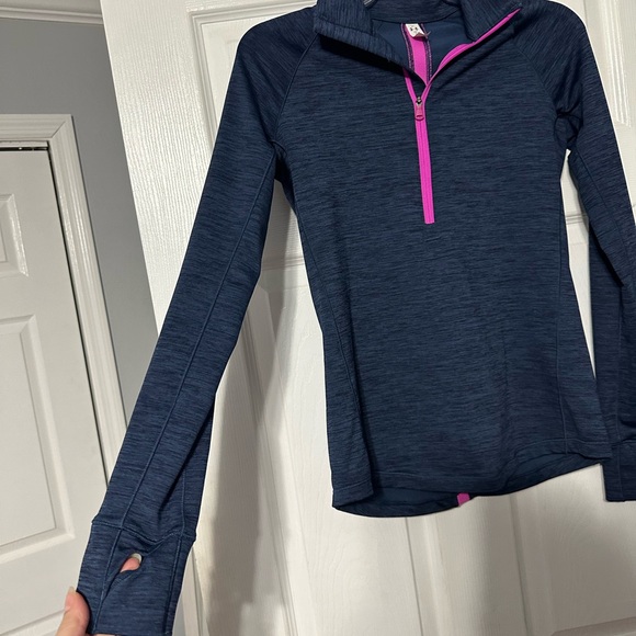 Women’s Under Armour Cold Gear Fitted Athletic Top - Picture 6 of 15
